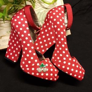 Retro red polka dot heels